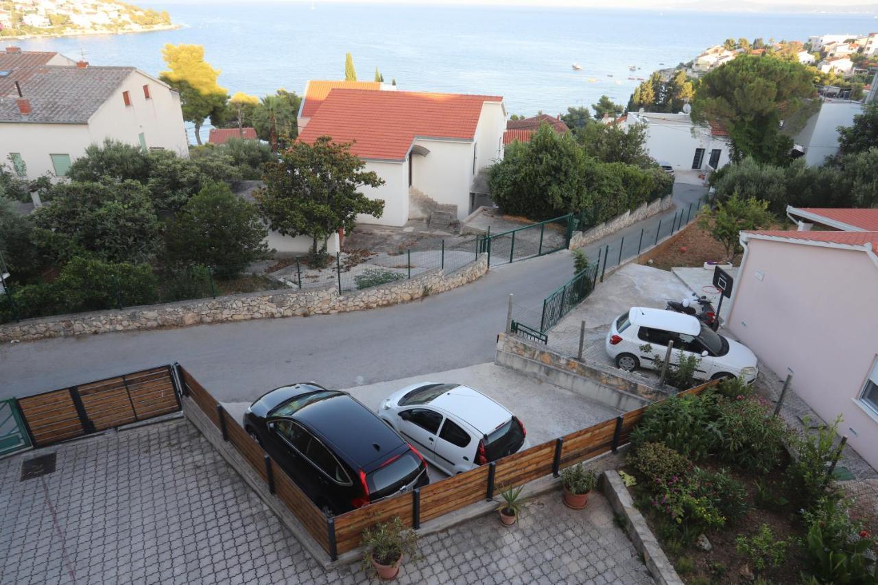 Apartment Relaxing Sea View, Okrug Gornji Exteriér fotografie